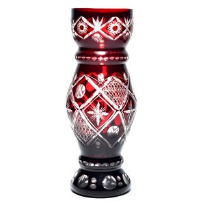 Große Rote Kristallvase, Böhmisches Schliffglas, Handgefertigtes Vintage-Dekorstück, Elegantes Highlight Als Mittelpunkt Für Zuhause Oder Event-Dekoration.